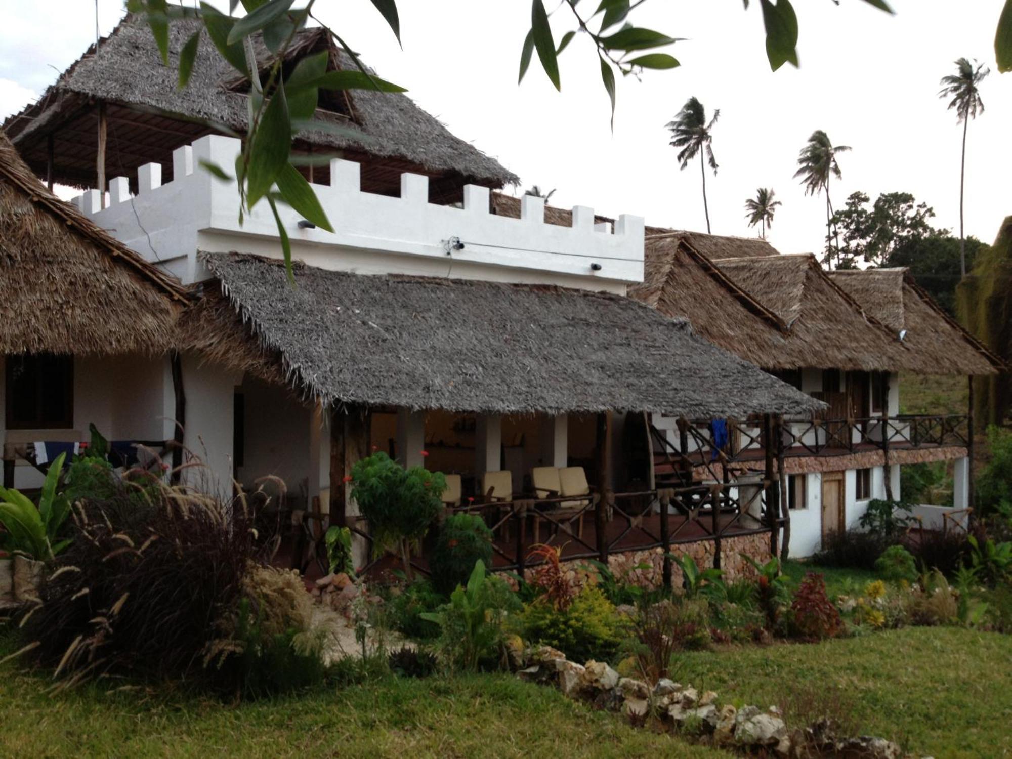 Emerald Bay Resort Kizungu Екстер'єр фото
